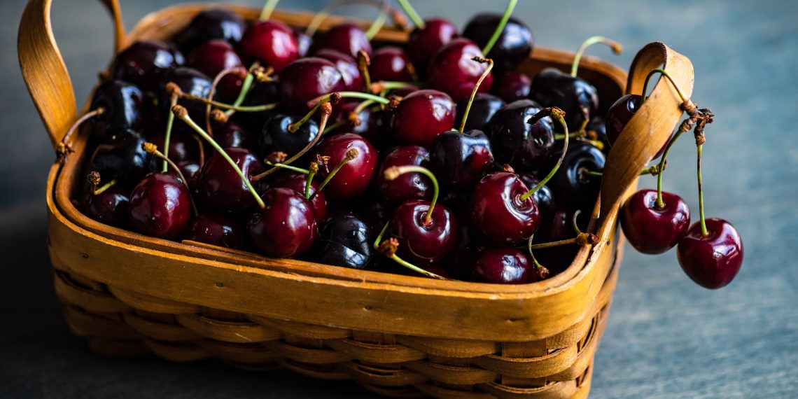 Black Cherries: A Wellness Food for Middle-Aged Men